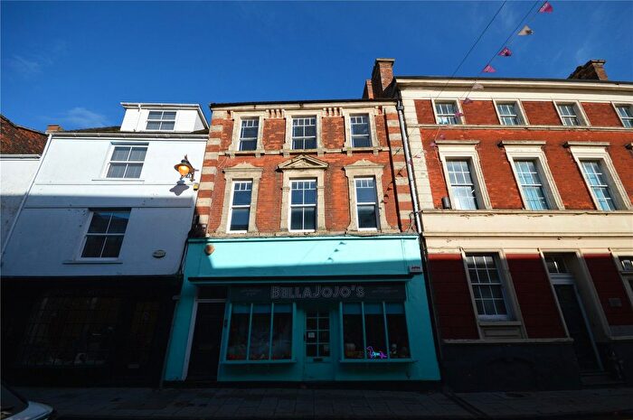 1 Bedroom Flat To Rent In Wood Street, Old Town, Swindon, SN1