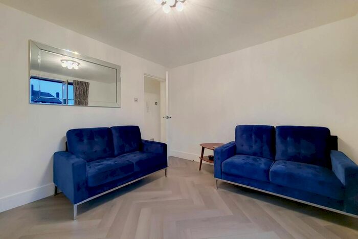 1 Bedroom Flat To Rent In Barnsbury Road, Angel, London, N1