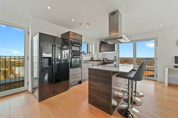 2 Bedroom Penthouse To Rent In Prospect Row, Stratford, London, E15