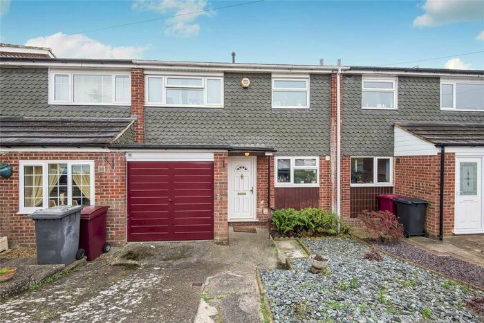 3 Bedroom Terraced House To Rent In Tallis Lane, Reading, Berkshire, RG30