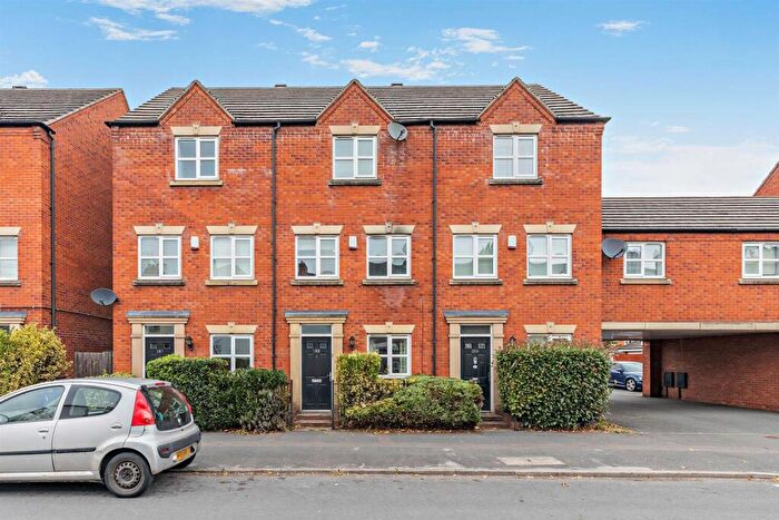 3 Bedroom Terraced House For Sale In Dallow Street, Burton-On-Trent, DE14