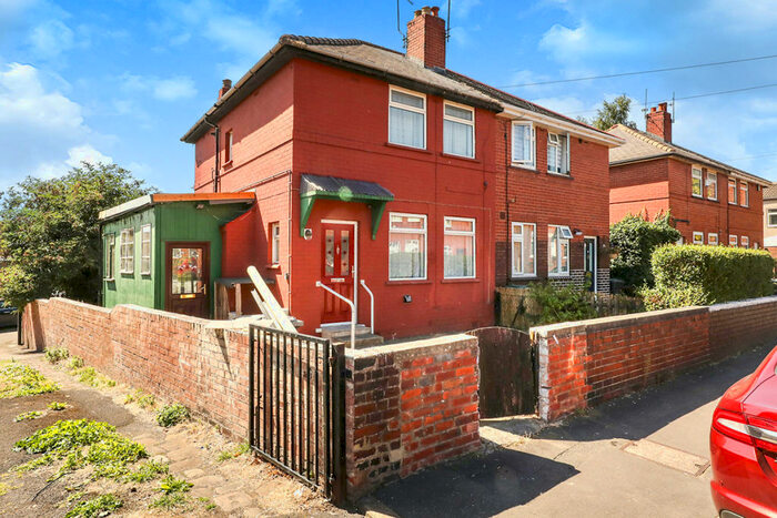 2 Bedroom Semi-Detached House To Rent In Simpson Place, Mexborough, South Yorkshire, S64
