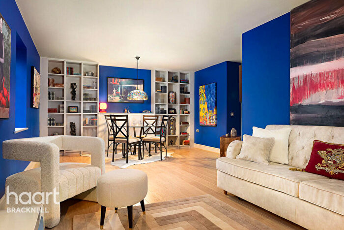 2 Bedroom Apartment To Rent In Fernbank Road, Ascot, SL5