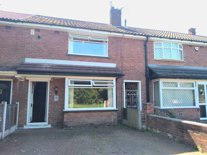 2 Bedroom House To Rent In Cartleach Lane, Worsley, M28