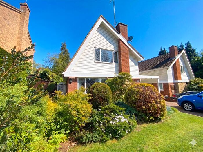 2 Bedroom Link Detached House For Sale In Buttermere Drive, Camberley, Surrey, GU15