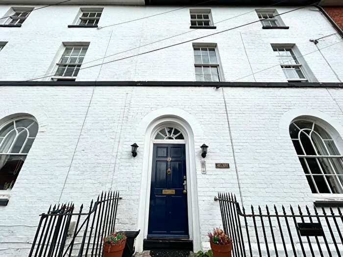 2 Bedroom Flat To Rent In Coley Hill, Reading, Berkshire, RG1