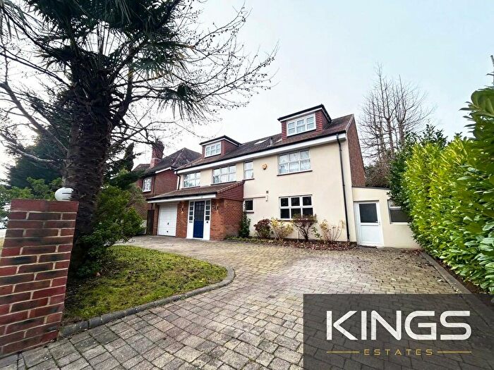 6 Bedroom Detached House To Rent In Westbourne Crescent, Southampton, SO17