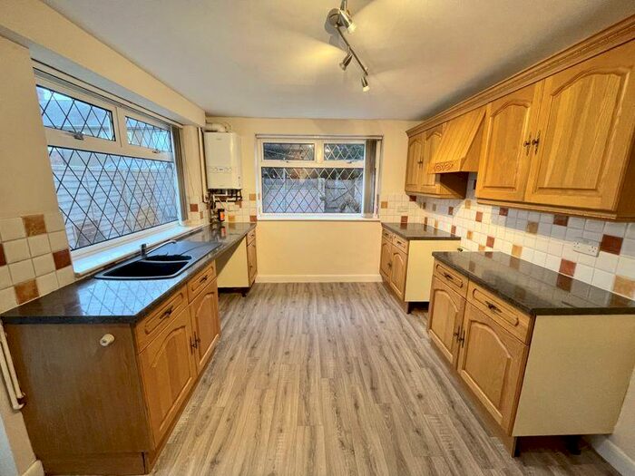 3 Bedroom Terraced House To Rent In James Street, Grimsby, DN31