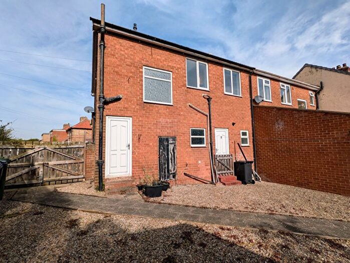 2 Bedroom Flat To Rent In Lawrence Court, Blaydon, NE21