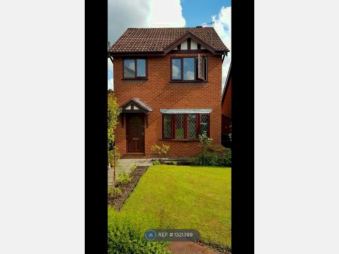 3 Bedroom Detached House To Rent In St. Edmund Hall Close, Ramsbottom, Bury BL0