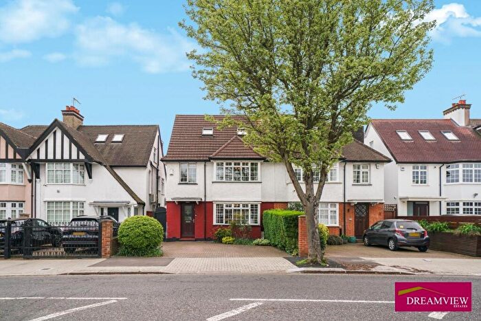 5 Bedroom Semi-Detached House For Sale In The Vale, Golders Green, London, NW11