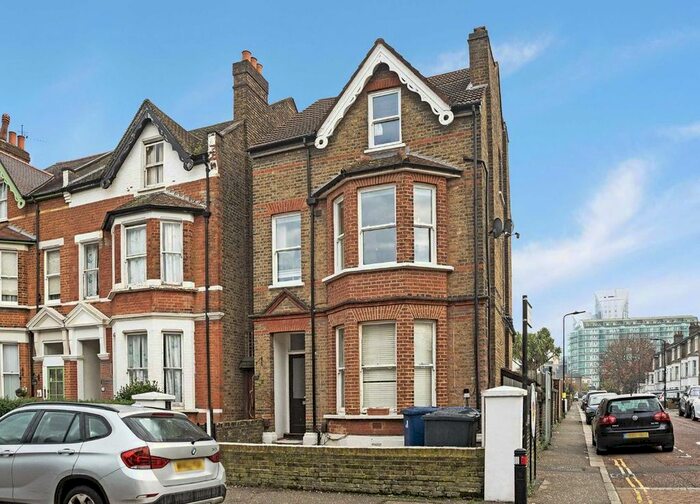 1 Bedroom Flat To Rent In Broughton Road, London, W13
