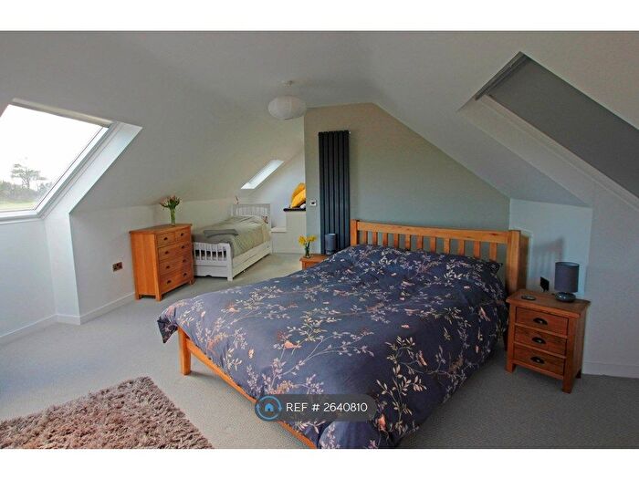 1 Bedroom Flat To Rent In St Daniel's Hill, Pembroke, SA71