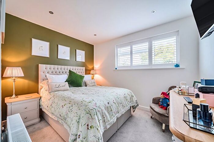 3 Bedroom Bungalow For Sale In Heron Drive, Colehill, Wimborne, BH21