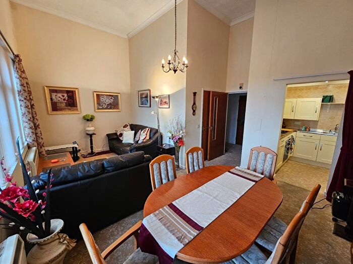 1 Bedroom Flat To Rent In St Helens Road, Swansea, SA1