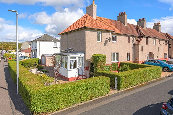 2 Bedroom End Of Terrace House For Sale In Harley Street, Rosyth, KY11