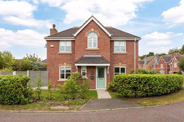 4 Bedroom Detached House For Sale In Clough Avenue, Burscough, L40