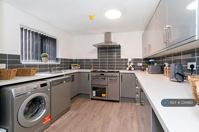 6 Bedroom Terraced House To Rent In Saxony Road, Liverpool, L7
