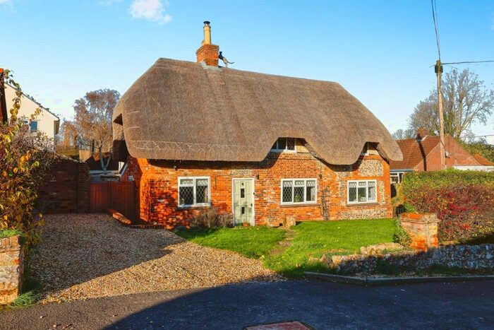 3 Bedroom Cottage For Sale In Sarson Lane, Amport, Andover, SP11