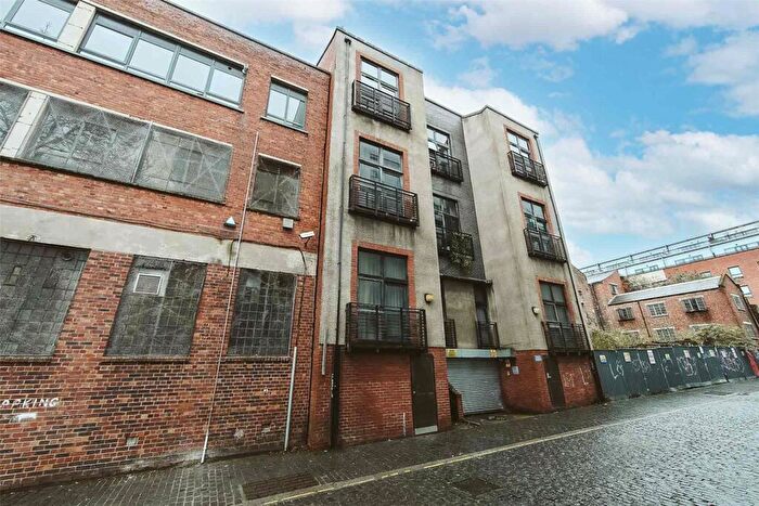 2 Bedroom Apartment For Sale In Henry Street, Liverpool, Merseyside, L1
