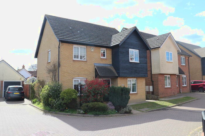 4 Bedroom House To Rent In Billericay, CM11