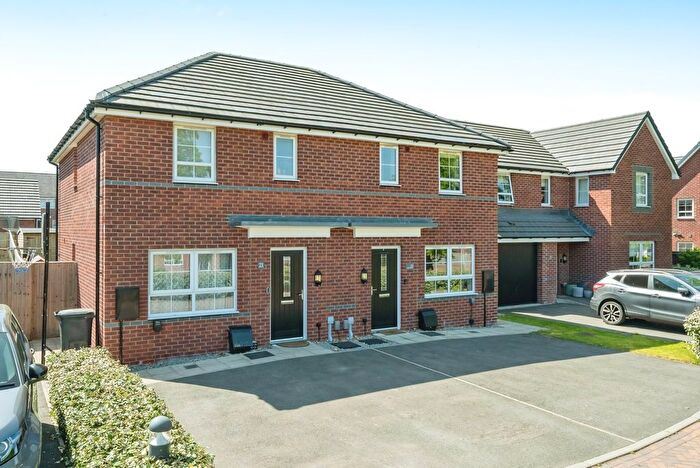3 Bedroom Semi-Detached House For Sale In Falstaff Gardens, Appleton, Warrington, Cheshire, WA4