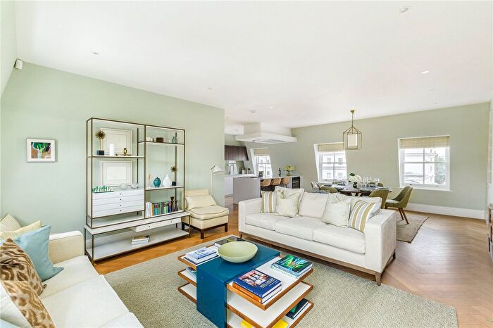 3 Bedroom Flat For Sale In Chesham Street, Belgravia, London, SW1X