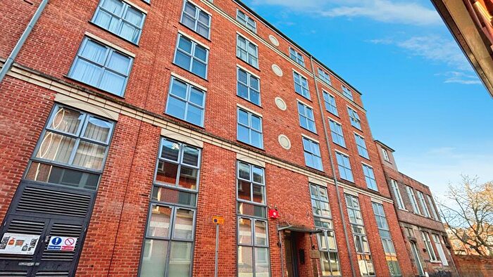 2 Bedroom Flat To Rent In Ristes Place, NG1