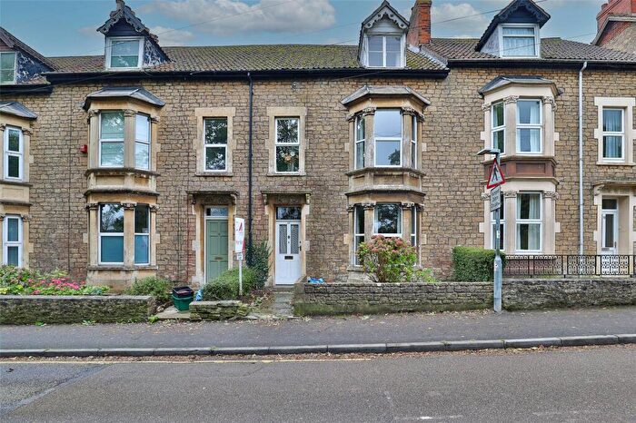 4 Bedroom Terraced House For Sale In Somerset Road, Frome, Somerset, BA11
