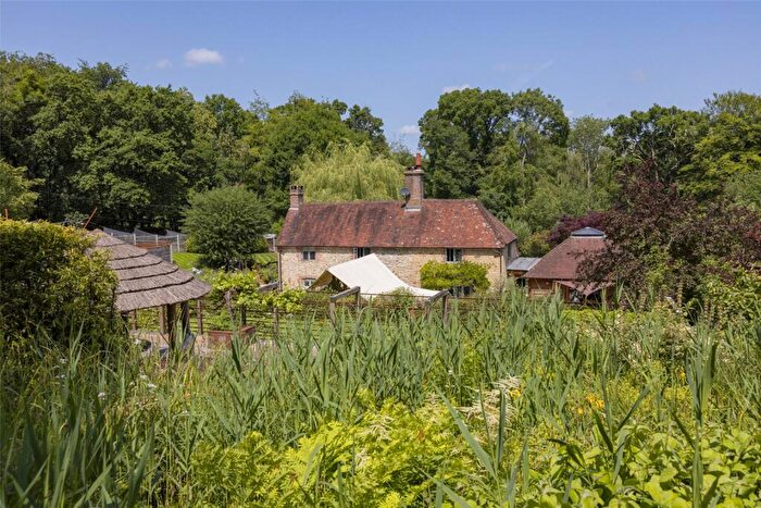 3 Bedroom Detached House For Sale In Henley Hill, Henley, Haslemere, Surrey, GU27
