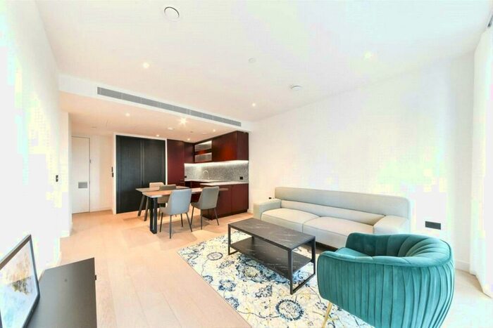 2 Bedroom Apartment To Rent In The Modern, Embassy Gardens, Nine Elms, SW11