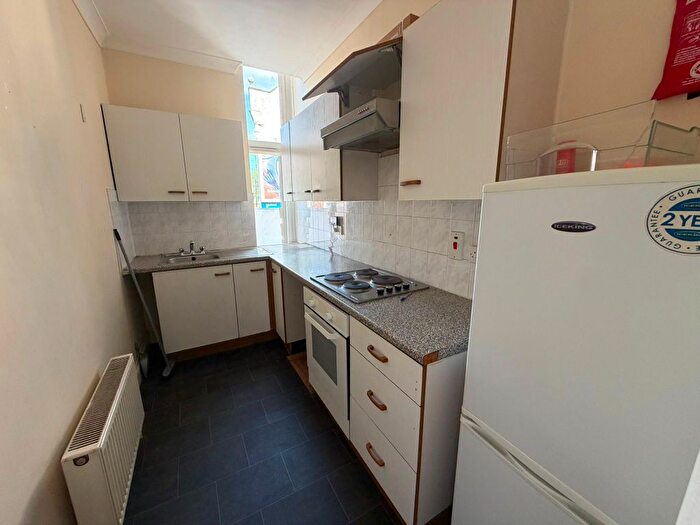 1 Bedroom Flat To Rent In Third Avenue, E17