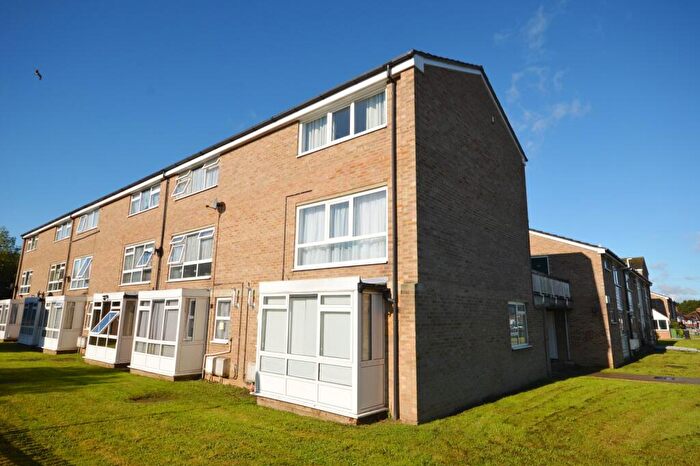 2 Bedroom Flat To Rent In Curtis Road, Epsom, Surrey., KT19