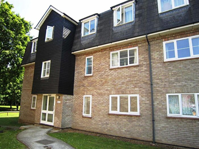 1 Bedroom Flat To Rent In Menzies Avenue, Laindon, Basildon, SS15