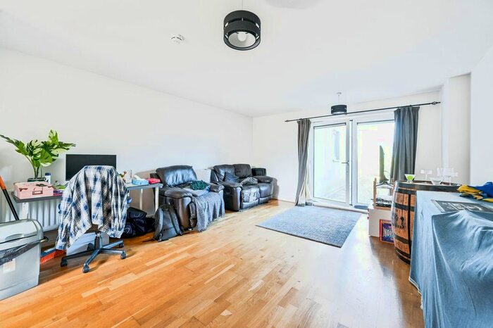 1 Bedroom Flat To Rent In Erebus Drive, Thamesmead, London, SE28