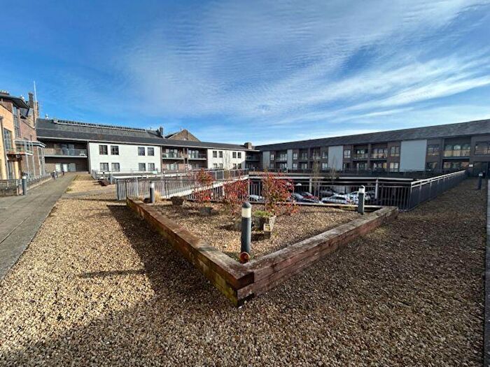 1 Bedroom Flat To Rent In Furnished Bed Flat To Rent, Fire Fly Avenue, Rodbourne, SN2