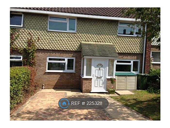2 Bedroom Terraced House To Rent In Rantree Fold, Essex, SS16