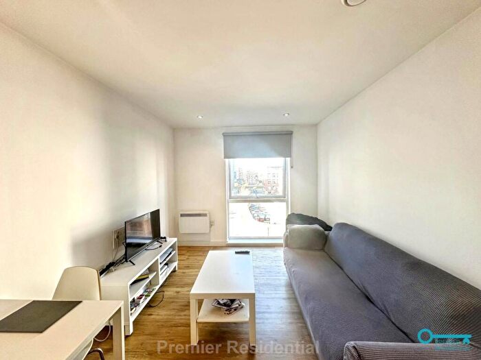 2 Bedroom Apartment For Sale In Eastbank Tower, Manchester, M4