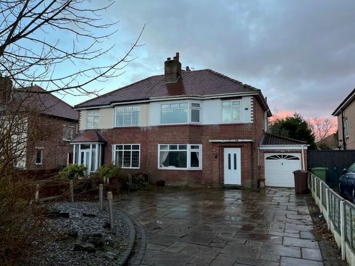 3 Bedroom Semi-Detached House To Rent In Carr Lane, Southport PR8