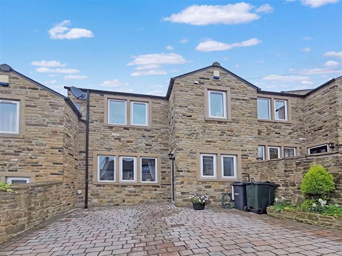 3 Bedroom Terraced House To Rent In Cliff Street, Haworth, Keighley, BD22