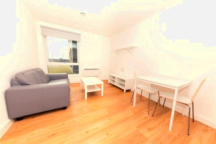 1 Bedroom Flat To Rent In Eastbank Tower, Great Ancoats Street, M4