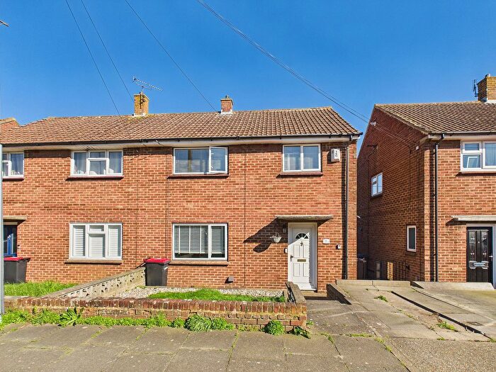3 Bedroom Semi Detached House To Rent In Shipman Avenue, Canterbury, CT2