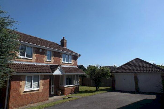 4 Bedroom Detached House To Rent In Symonds Close, Eastleigh SO53