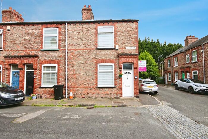 3 Bedroom Terraced House For Sale In Allan Street, York, YO30