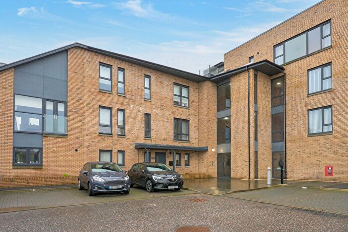 2 Bedroom Flat For Sale In Old Bellsdyke Road, Larbert, FK5