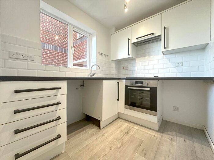 2 Bedroom Terraced House To Rent In Exeter, EX4