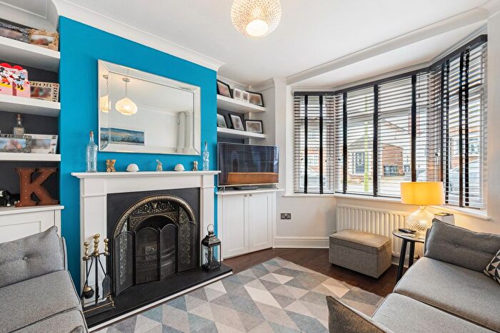 3 Bedroom Semi-Detached House For Sale In Alexandra Road, Kings Langley, Hertfordshire, WD4