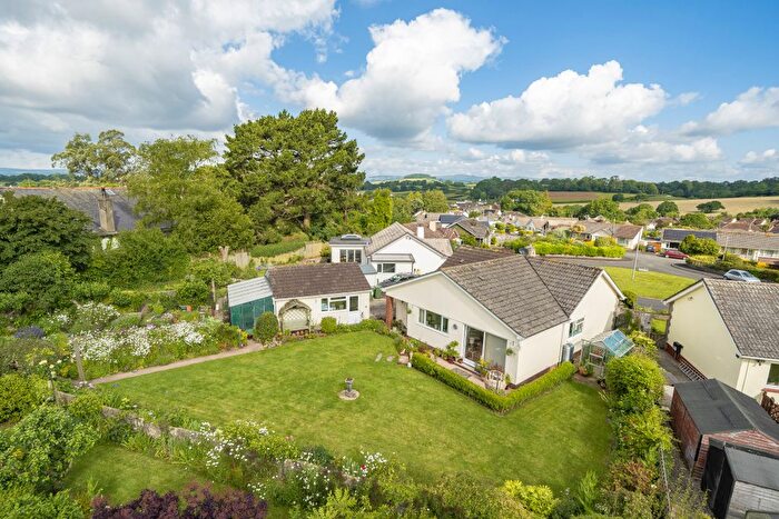 3 Bedroom Detached Bungalow For Sale In Ledsgrove, Ipplepen, TQ12