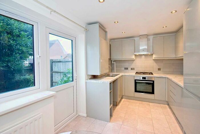 3 Bedroom Semi-detached House To Rent In Richard House Drive, London, E16