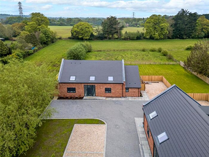 4 Bedroom Detached House For Sale In Landsdown Place, Pamber End, Tadley, Hampshire, RG26